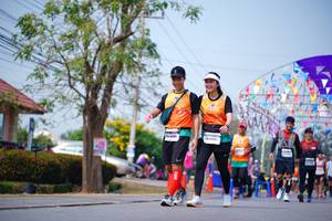 BIB: 45051
                            <button type="button" onclick="openModal(10036686)" class="btn btn-primary btn-sm float-right btn-popup" data-toggle="modal" data-target=".modal-high-quality">
                        <i class="fas fa-shopping-cart"></i> Add to Cart
                    </button>
                                            <button type="button" onclick="isThisMe(10036686, true)" class="btn btn-success btn-sm float-right btn-popup btn-isme hidden" data-toggle="tooltip" data-placement="bottom" title="นี่คือรูปของคุณใช่ไหม คลิกที่นี่เพื่อเอาเข้าอัลบั้ม">
                        <i class="fas fa-plus"></i> Add to album
                    </button>
                    <button type="button" onclick="isThisMe(10036686, false)" class="btn btn-warning btn-sm float-right btn-popup btn-isnotme hidden">
                        <i class="fas fa-ban"></i> Remove from album
                    </button>